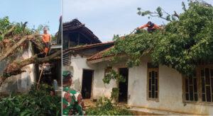 Belasan Rumah di Kecamatan Ciawigebang Diterjang Angin Kencang