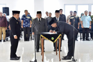 Bupati Kembali Mutasi Pejabat: Guruh Sekwan, dan Carlan Kadisdikbud Kuningan