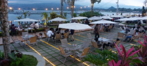 Ribuan Wisatawan Domestik Membanjiri Obyek Wisata Kuningan