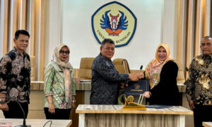 BNNK Kuningan dan Uniku Tabuh Genderang Perang Lawan Narkoba