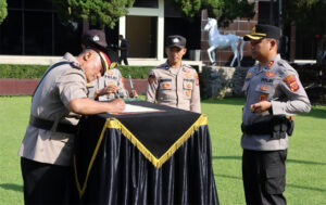Wakapolres Kuningan Berganti: Kompol Eryda Gantikan Kompol Deny Rahmanto