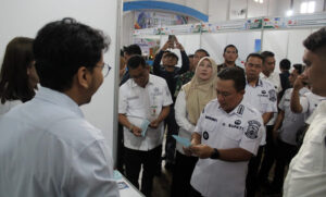 Job Fair Diserbu Ribuan Pencari Kerja
