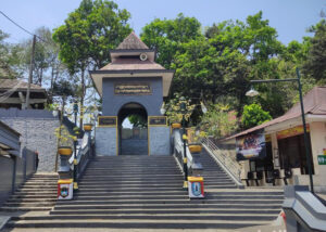 Riset 5 Mahasiswa UB soal Pesugihan Bikin Pengelola Gunung Kawi Keberatan