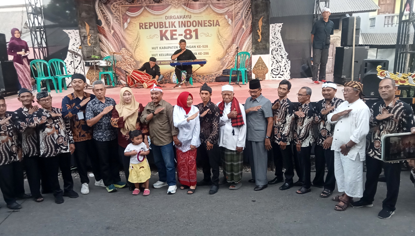 Gambar ini memiliki atribut alt yang kosong; nama berkasnya adalah HUT-ke-286-Kelurahan-Sukamulya-59.jpg